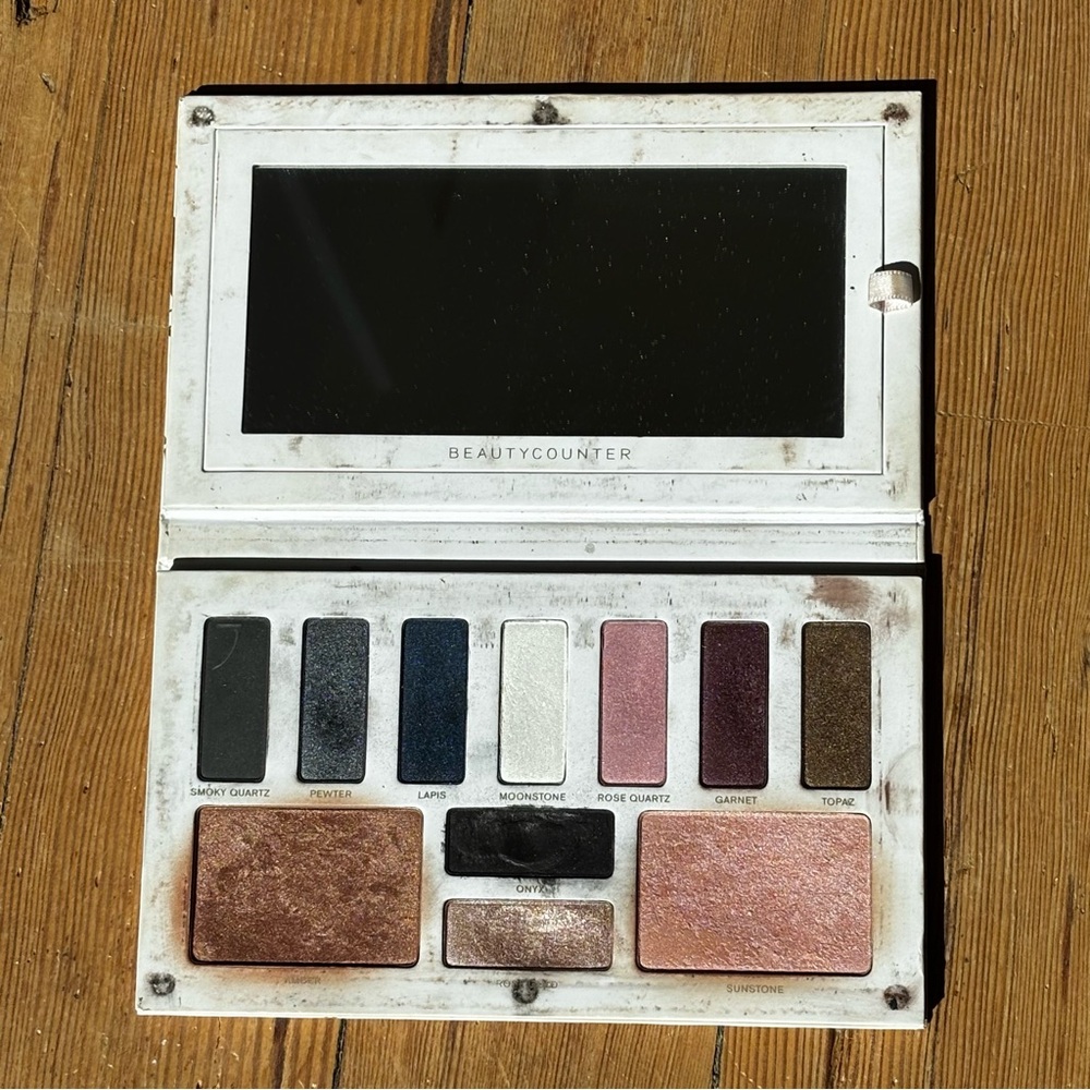RARE Beautycounter Winter Jewels (Limited Edition) USED!